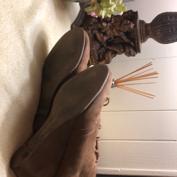 Booties - Picture 3 of 4